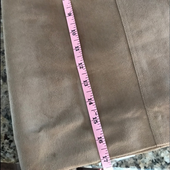 🌸GAP Mini Skirt - Picture 5 of 5